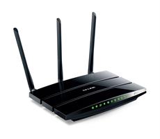 Neuer Gigabit-ADSL2-Router von TP-LINK funkt mit f&uuml;nf Antennen