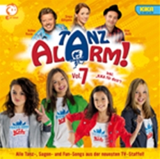 Tanzalarm! am Weihnachtsbaum